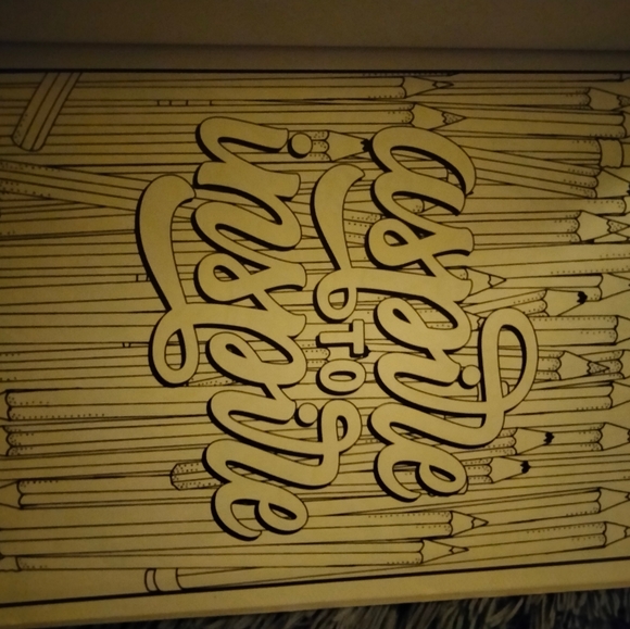 Adult coloring book - Picture 3 of 9